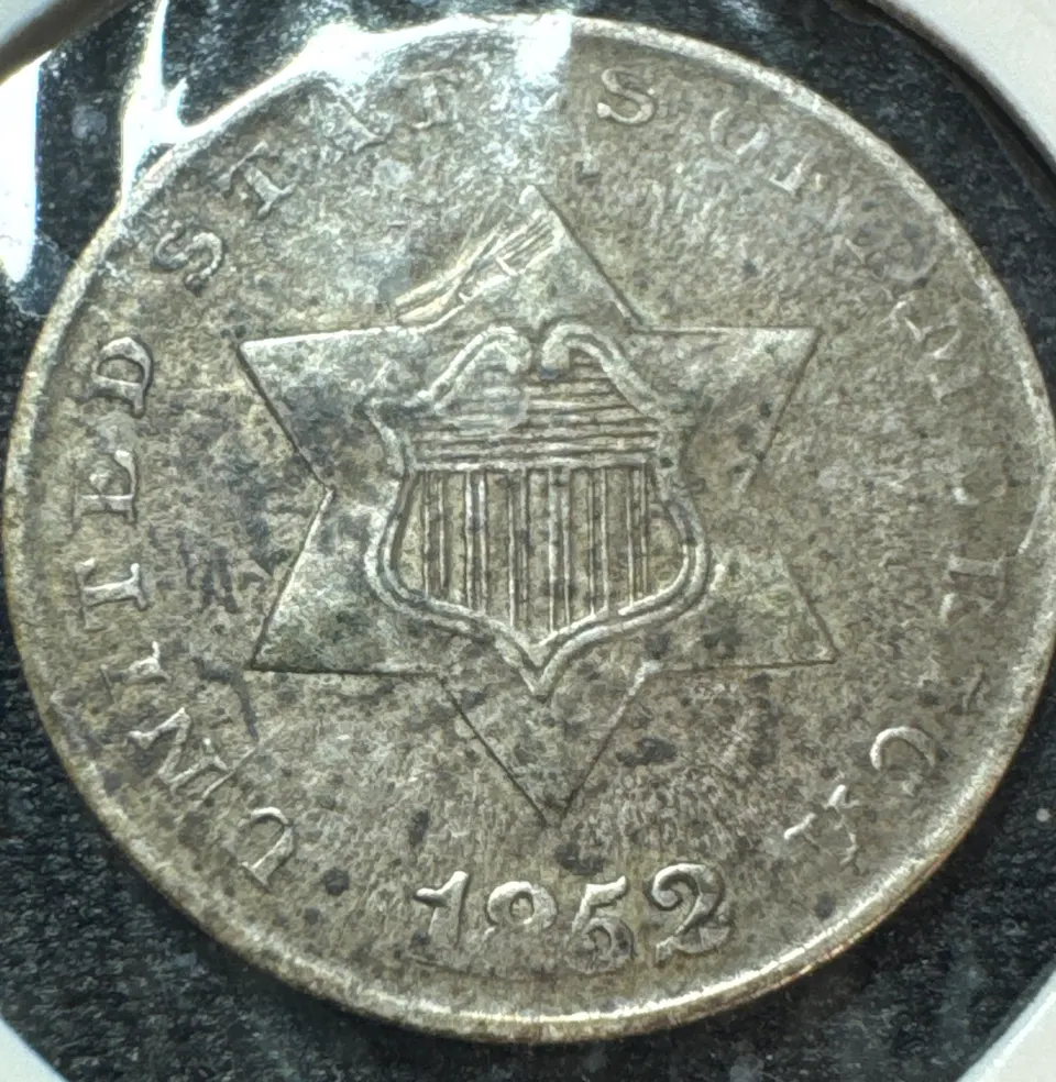 1852-P 3-Cent Silver Ungraded — front