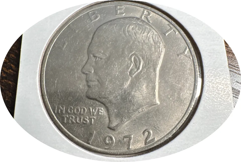 1972-P Eisenhower Dollar Ungraded — front